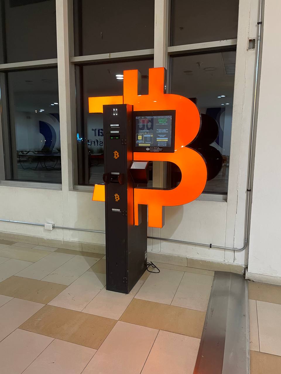 Alicante bitcoin atm (86) 사진