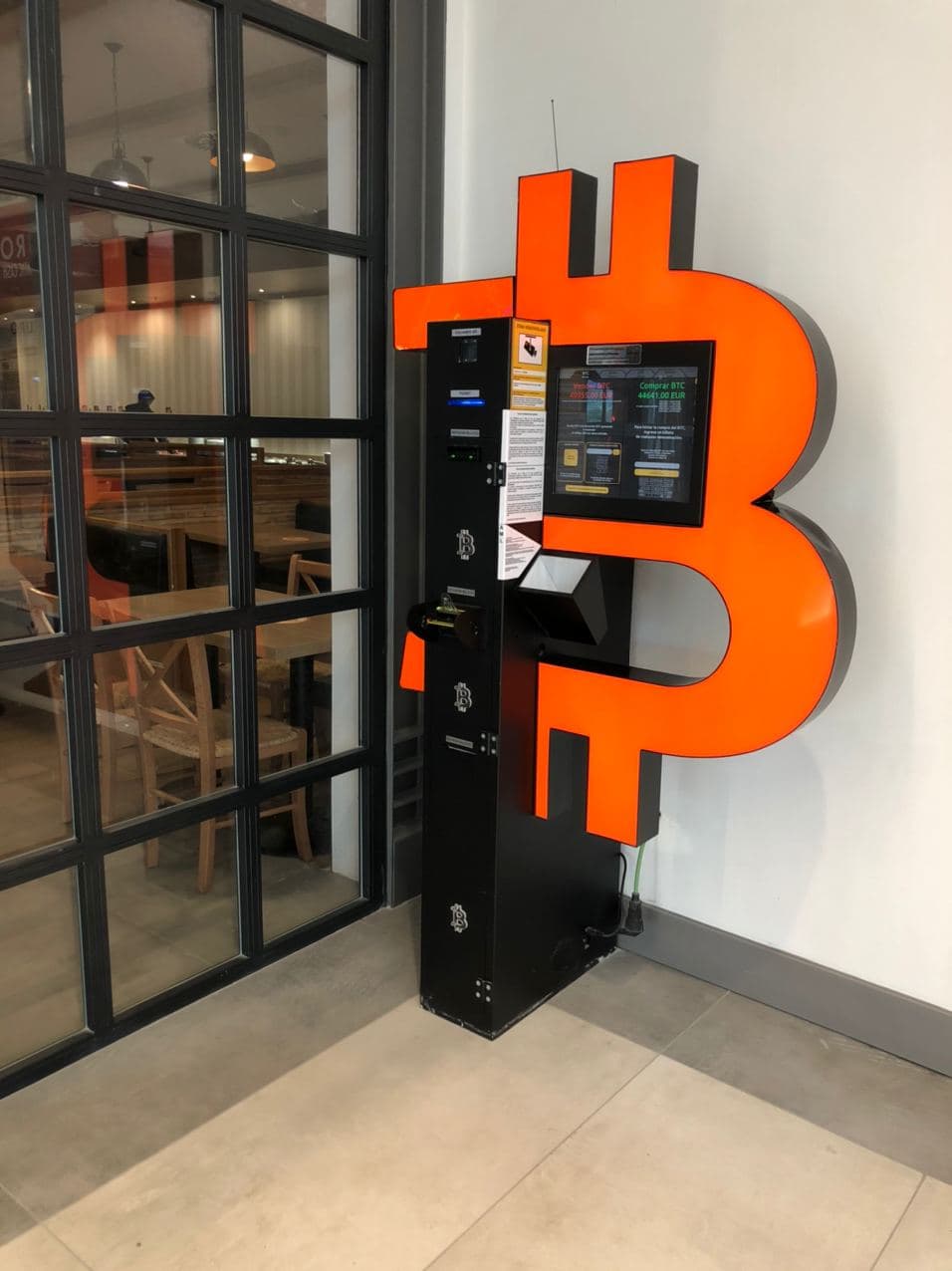 Cajero Bitcoin Málaga - Bitcoin ATMs near me in Spain