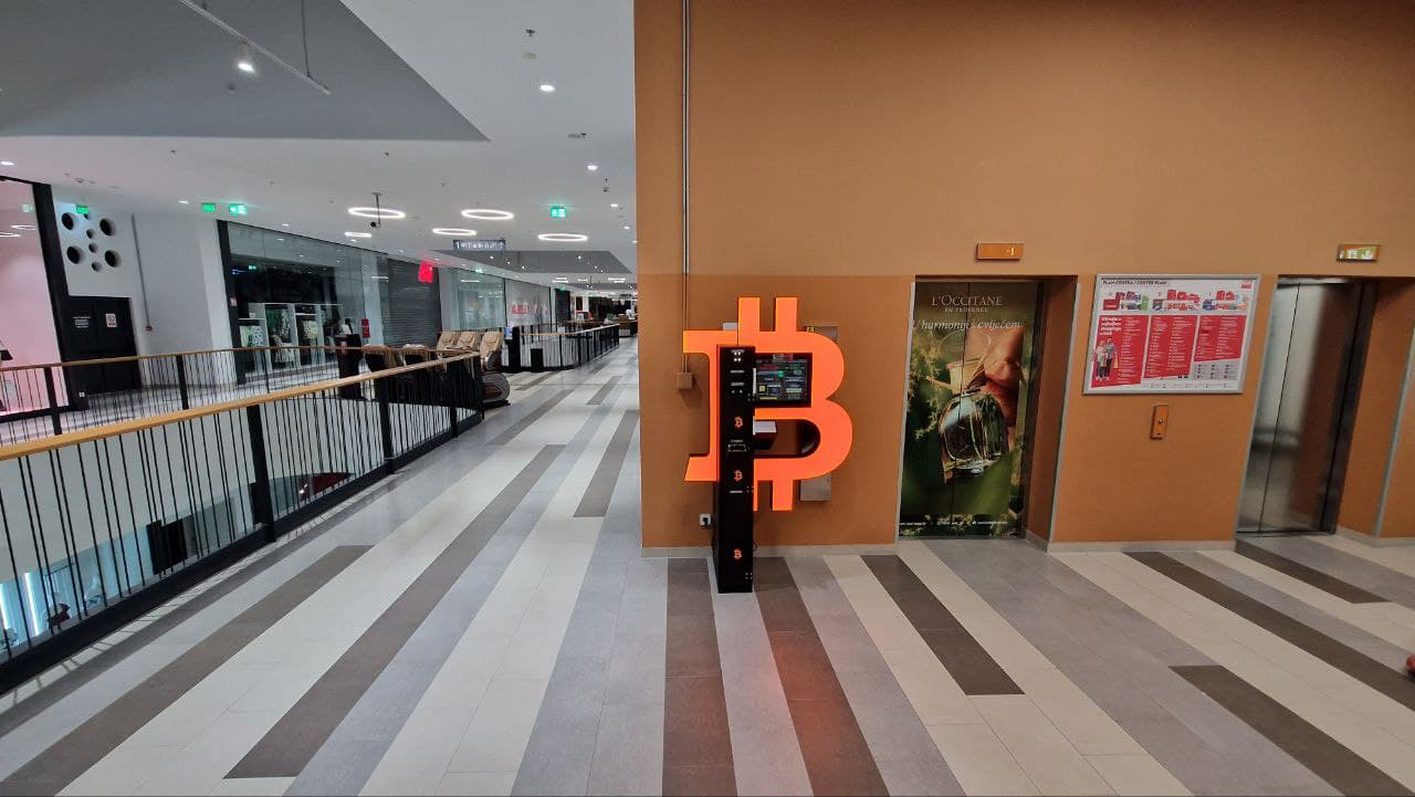 Bitcoin bankomat u MaxCity Galleria Pula, broj fotografije 4