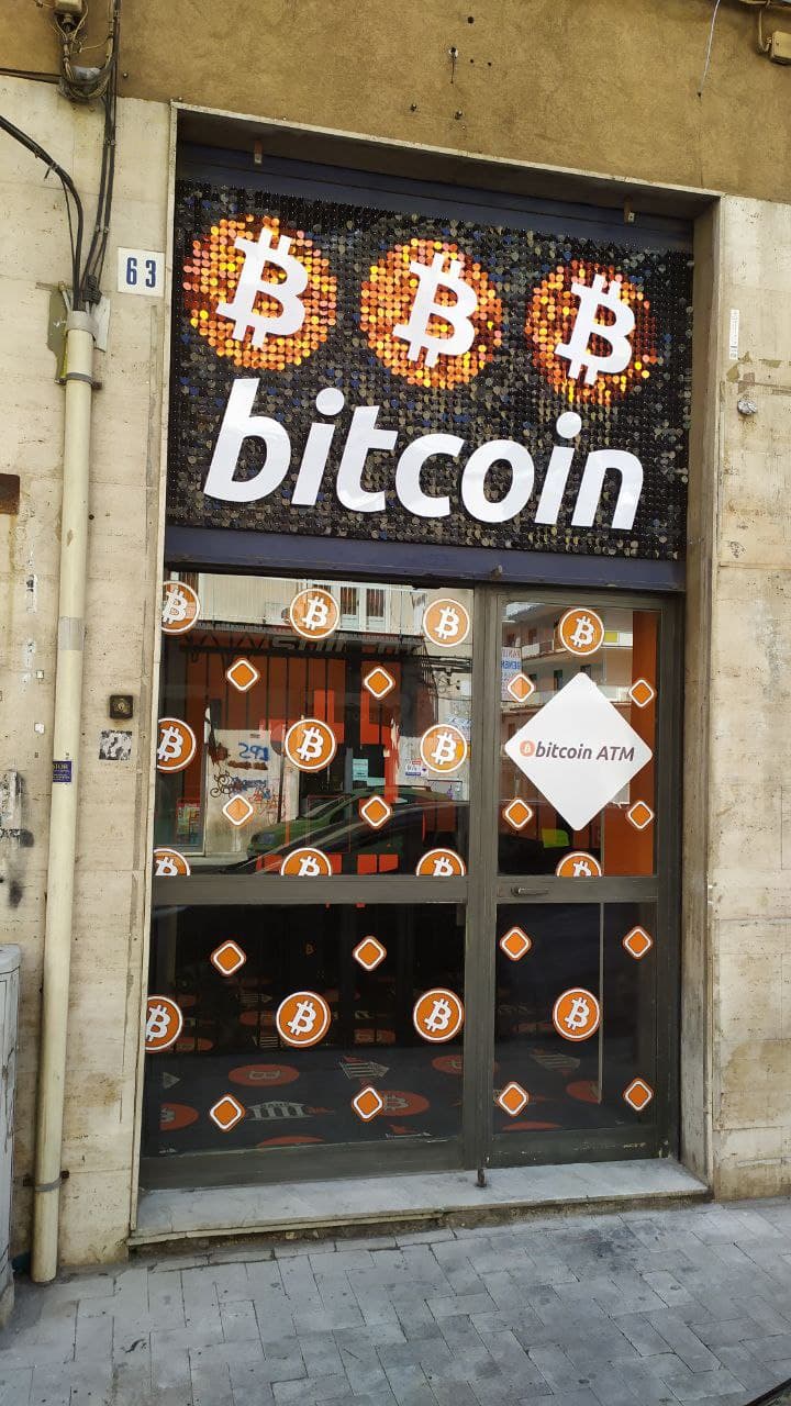 Bitcoin atm on Via Cesare Vivante 63 photo number  1