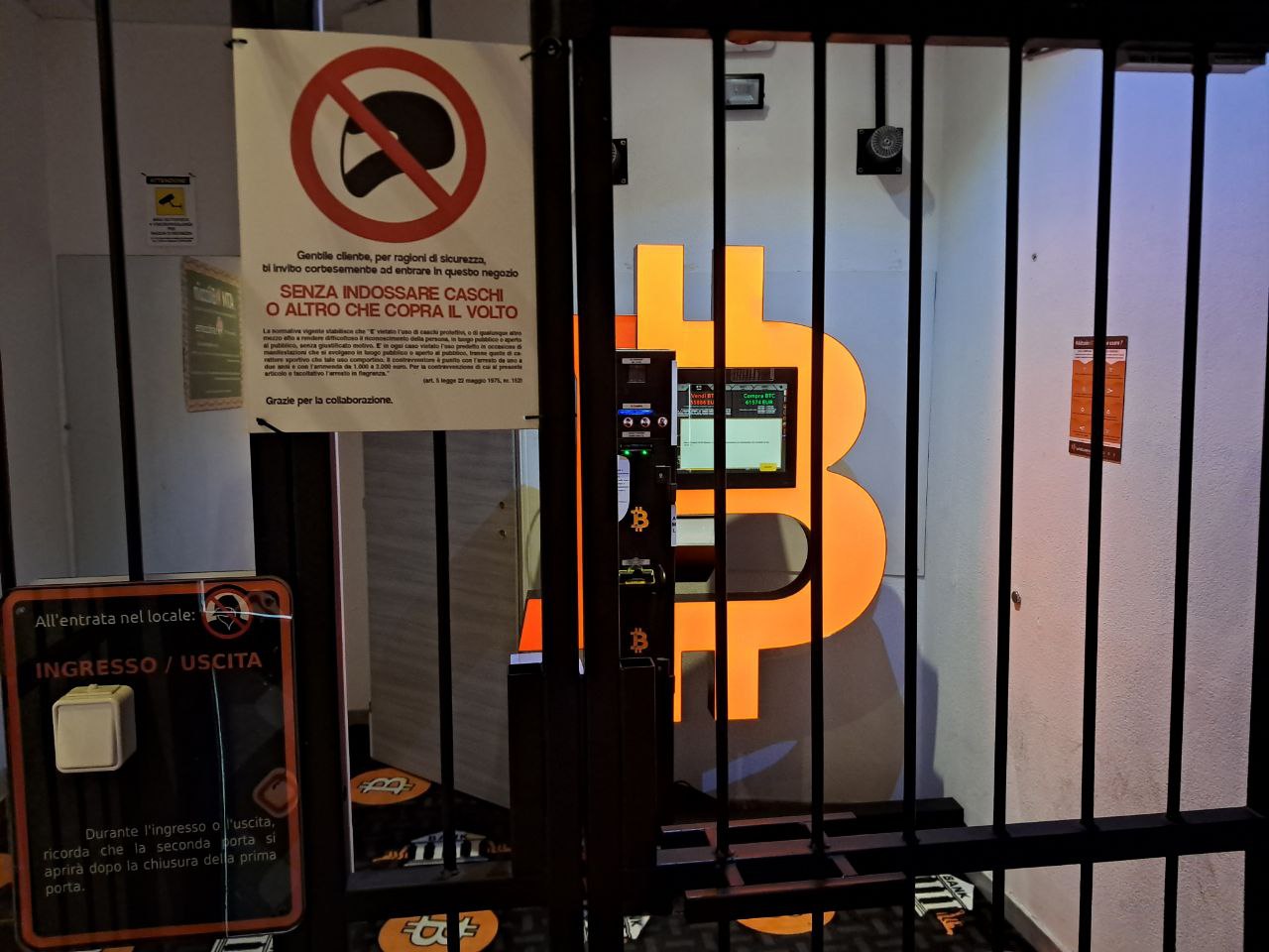 Bitcoin ATM Genova nei locali di Via Giovanni Tommaso Invrea 5