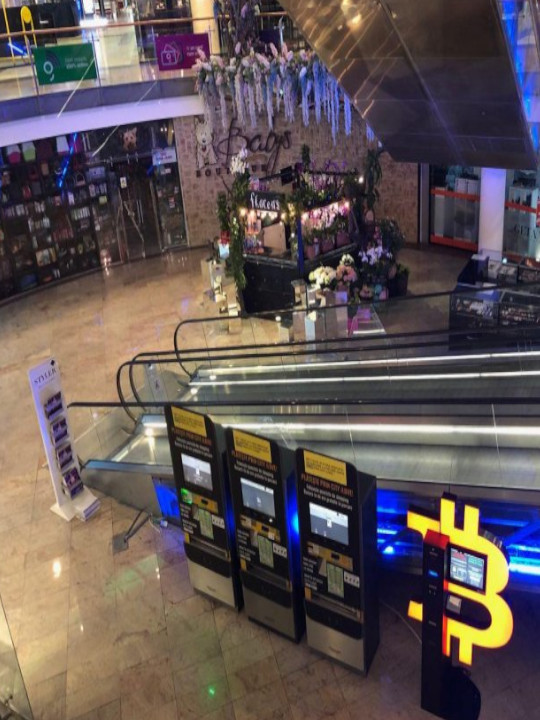Bancomat Bitcoin în Băneasa Shopping City foto numărul 3