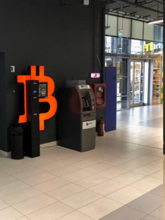 Bancomat Bitcoin Constanța în Auchan Shopping City foto numărul 3
