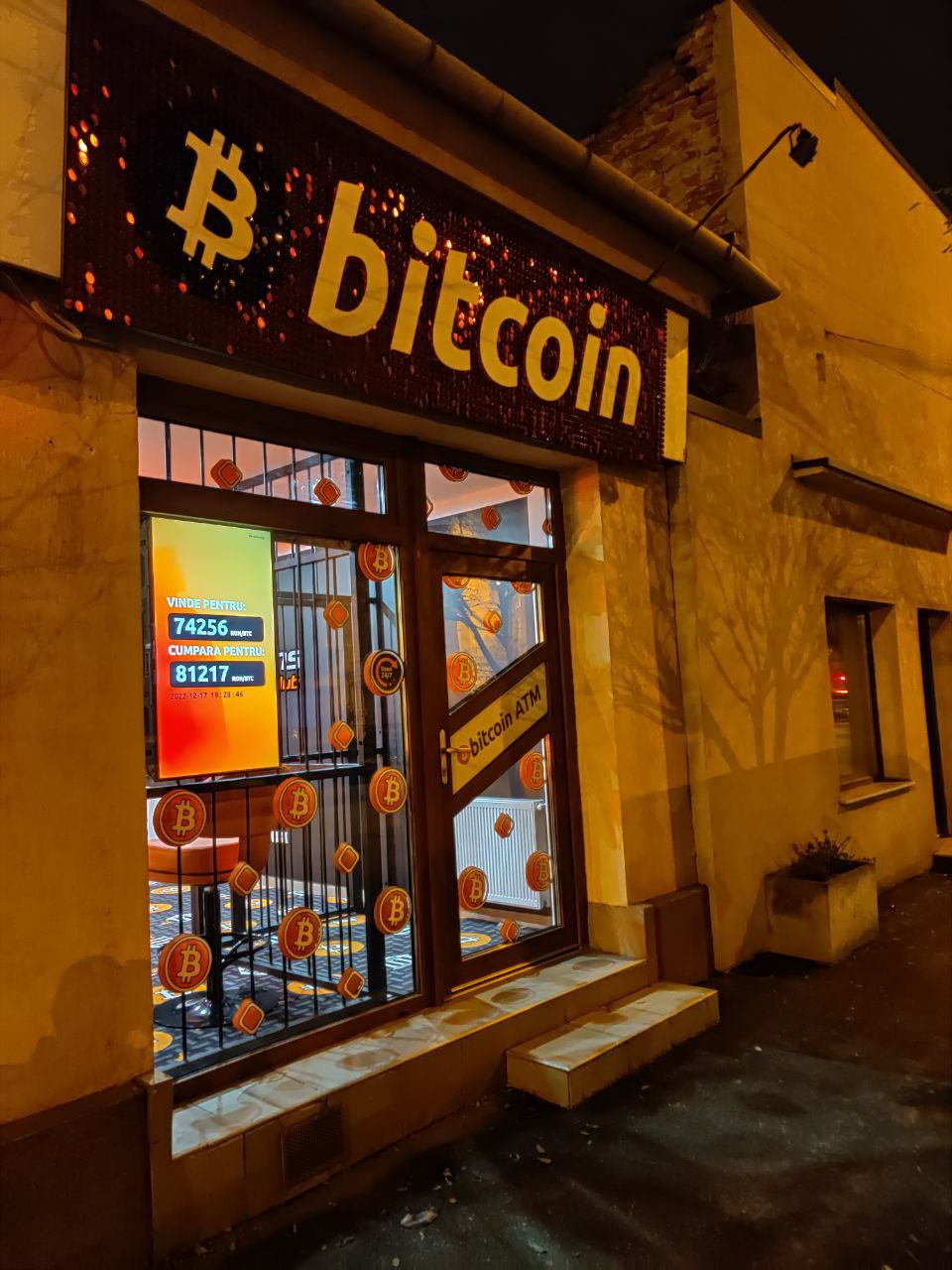 Bancomat Bitcoin Timisoara la Bulevardul Iuliu Maniu foto numărul 6