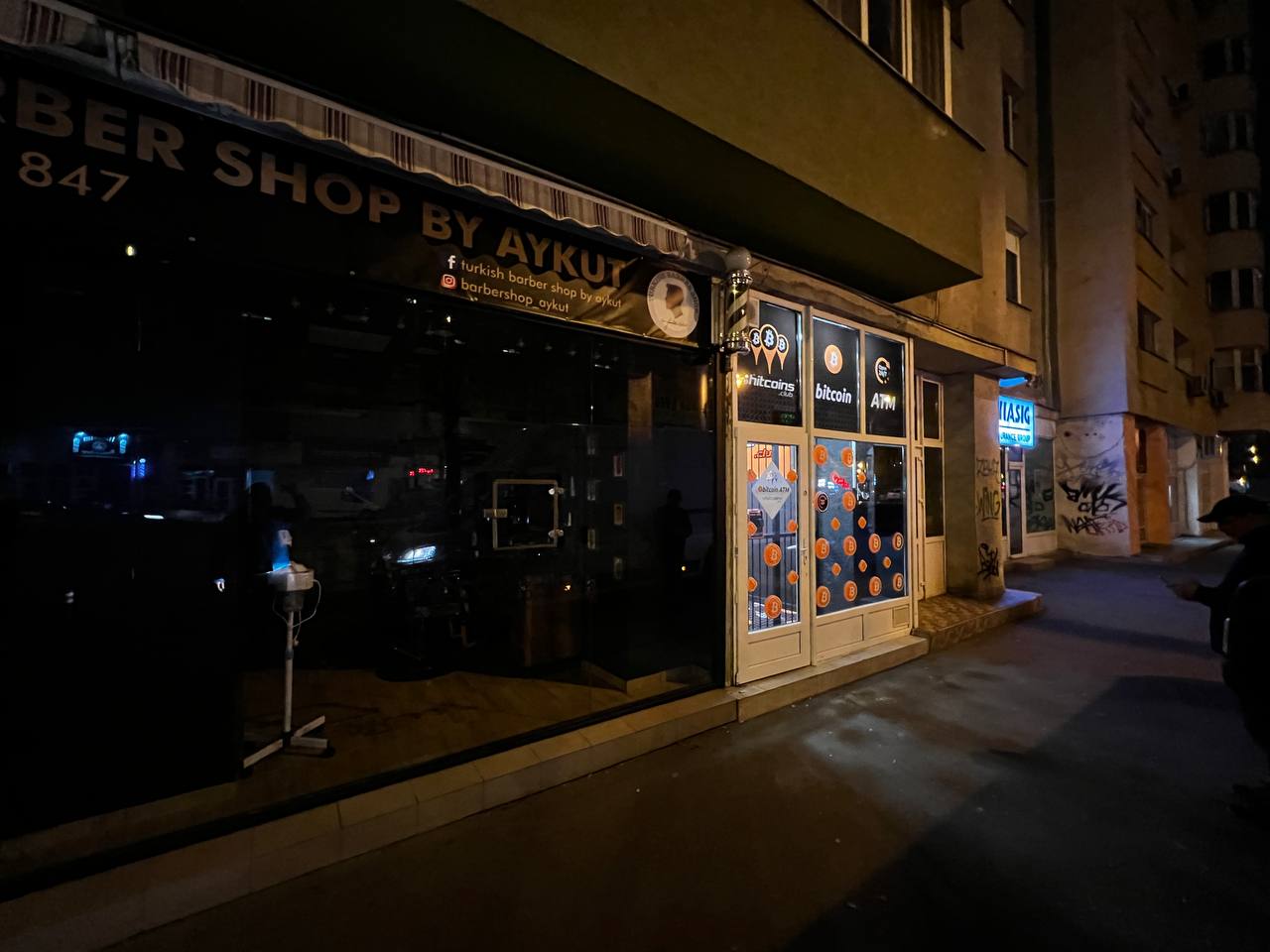 Bancomat Bitcoin Bucharest la Soseaua Iancului u foto numărul 5
