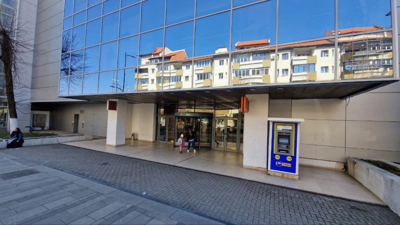 Bancomat Bitcoin în Winmarkt Ramnicu Valcea fotografia numărul 7